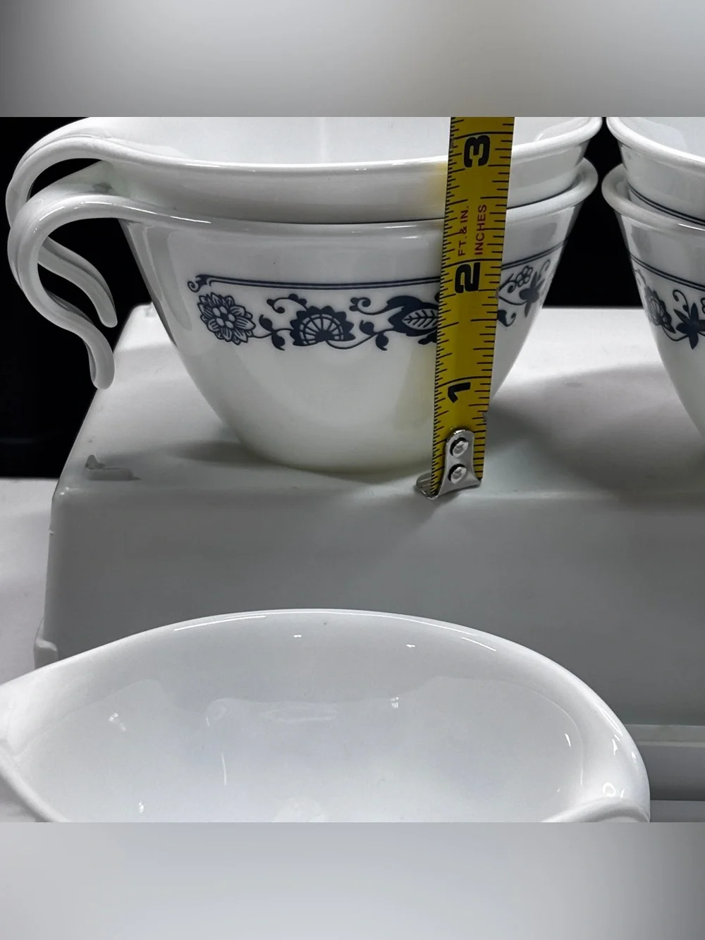 Corelle Corning Old Town Blue Onion Hook Handle Coffee Cups 4 W/ Cream Sugar - Picture 5 of 10